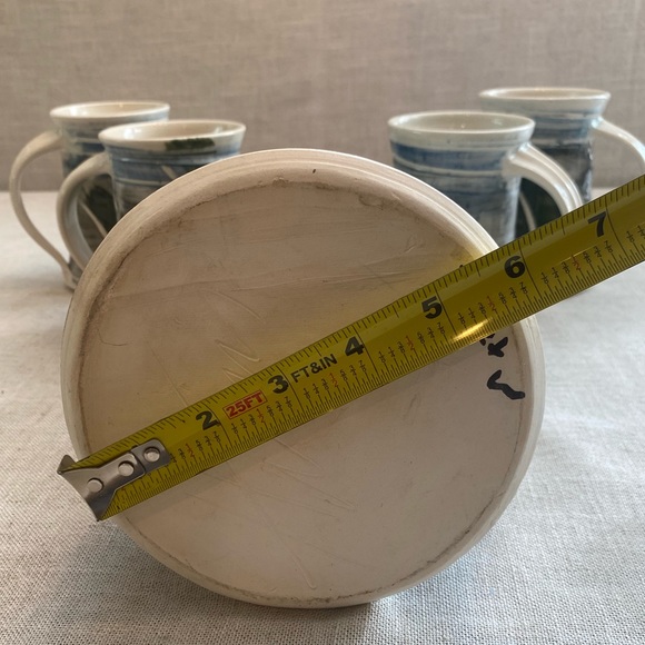 Studio pottery ceramic art pitcher with four mugs signed by Harris. - Picture 8 of 9